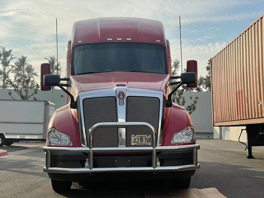 Garde-cerf pour camion Freightliner Cascadia