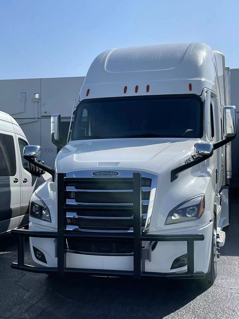 Barras de empuje Freightliner de nueva generación Barras de empuje Freightliner de nueva generación