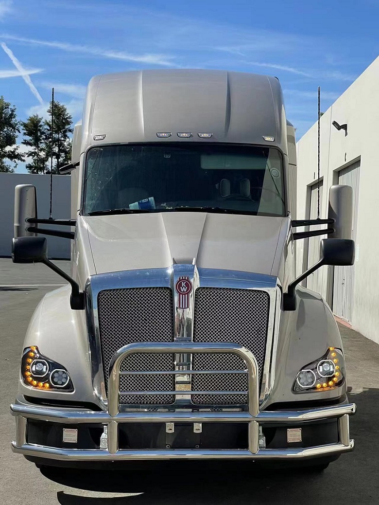 Protector de ciervos para camiones Volvo VN Protector de ciervos para camiones Volvo VN