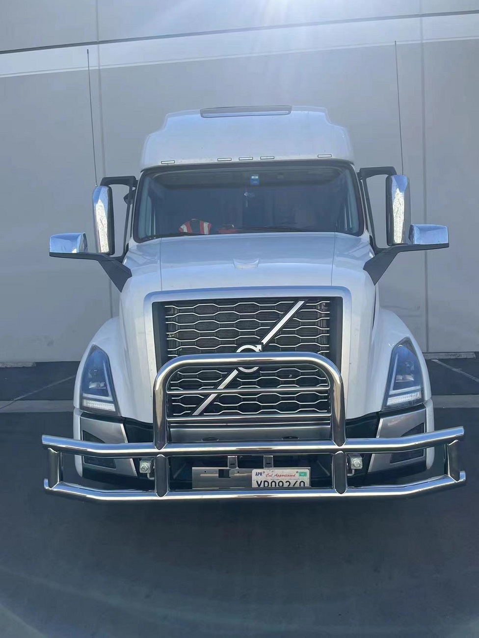 Volvo Vnl 2005 Front Bumper Guard