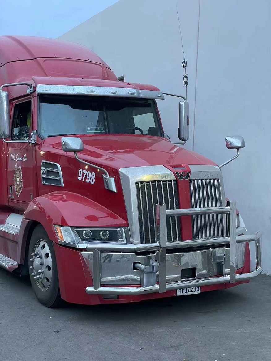 Volvo VN Deer Guard For Semi Truck