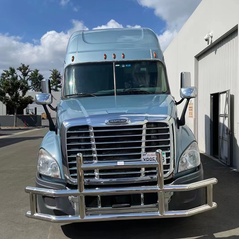 Protection de pare-chocs avant en acier inoxydable Protection de pare-chocs avant en acier inoxydable