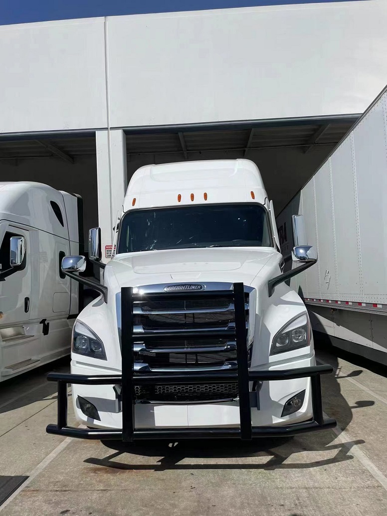 Barras de empuje Freightliner de nueva generación Barras de empuje Freightliner de nueva generación