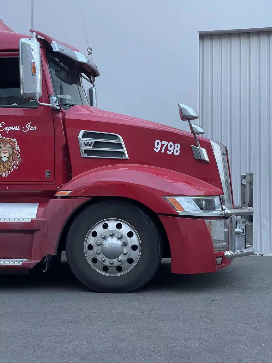 Volvo VN nave da carico Cascadia Deer Guard