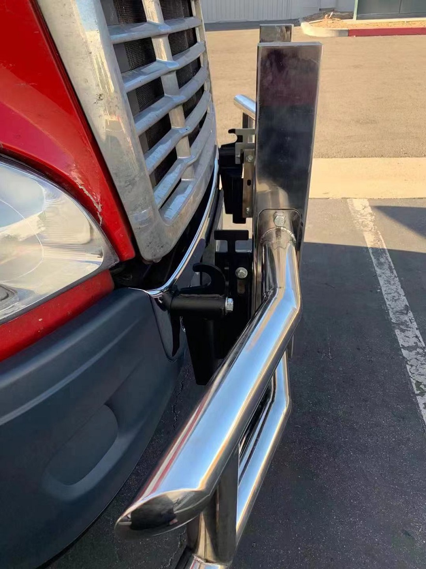 Protezione paraurti anteriore Volvo Vnl 2018