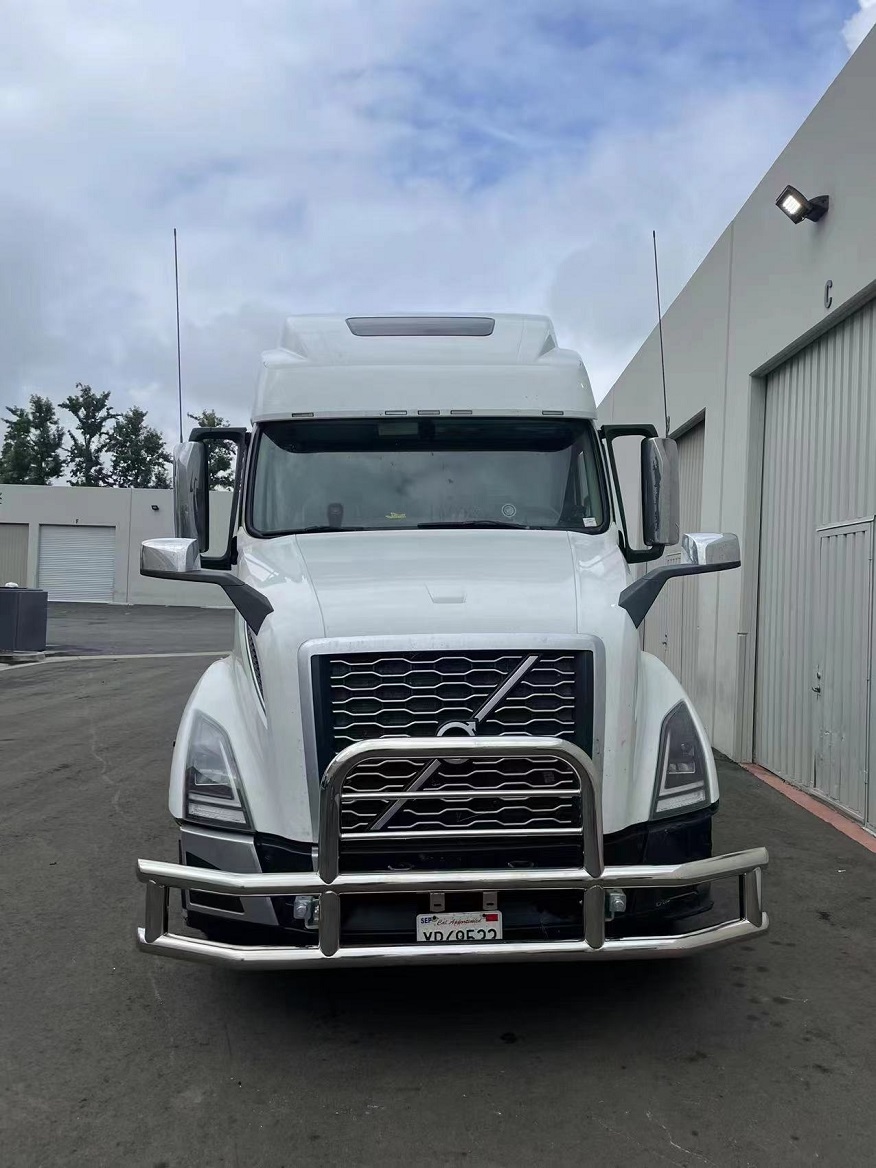 Volvo VN Deer Guard For Semi Truck